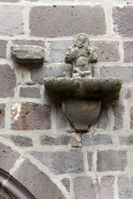 0233Besse en Chandesse.jpg - SONY DSC